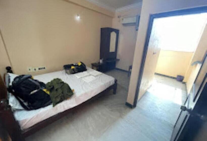 Hotel Sathya Residency