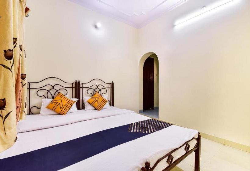 בית מלון כפרי Spot On 77820  Shri Krishna And Restaurant