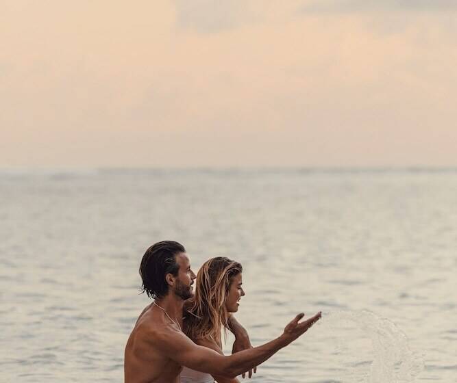 Amber Lombok Beach Resort