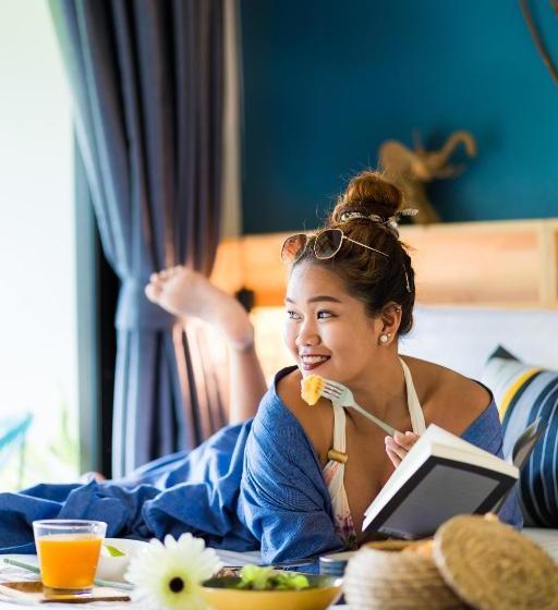 호텔 Jane Homestay And Resort, Phuket, Chalongrawai