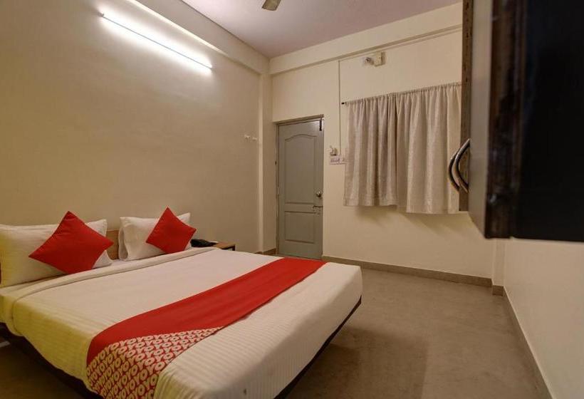 ホテル Oyo 78103 Flagship Grand Nest Inn