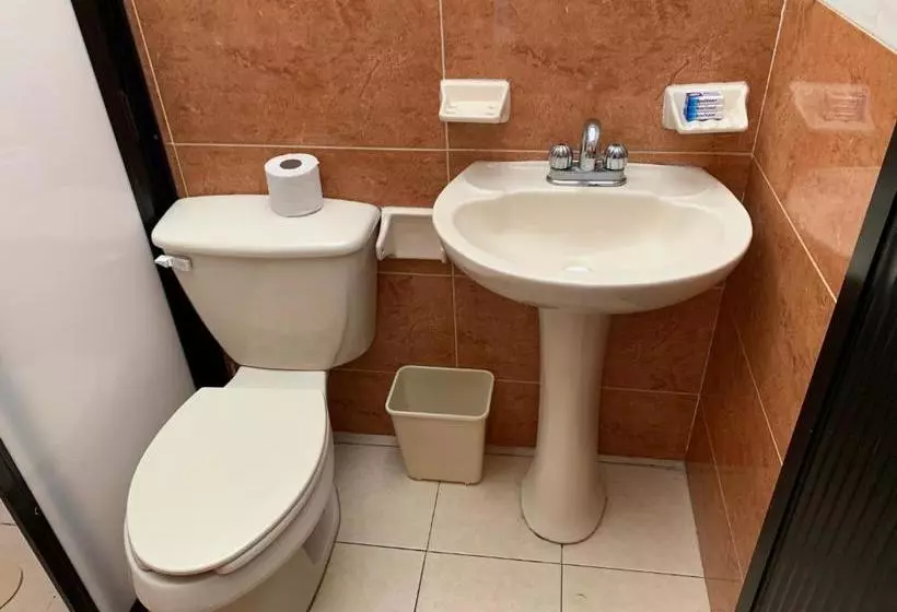 هتل Real De Juarez