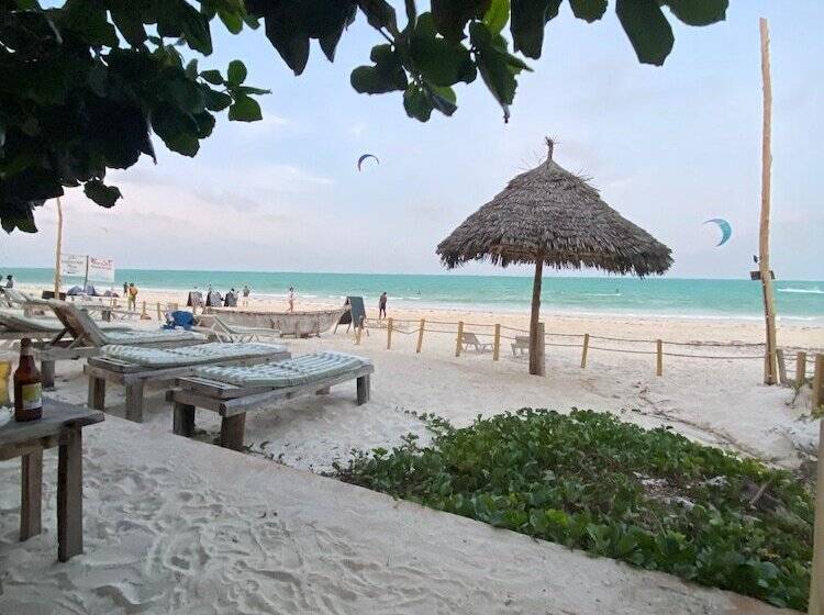 Maisha Matamu Beach Hotel Paje
