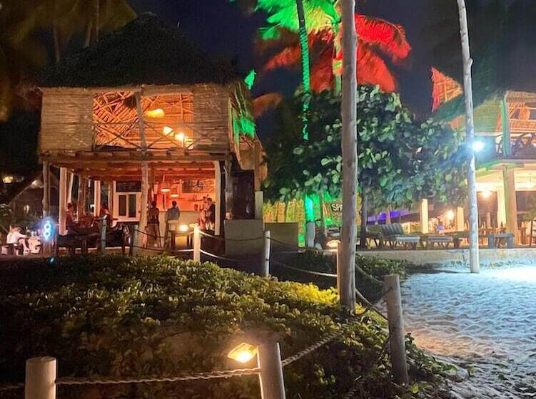 Maisha Matamu Beach Hotel Paje