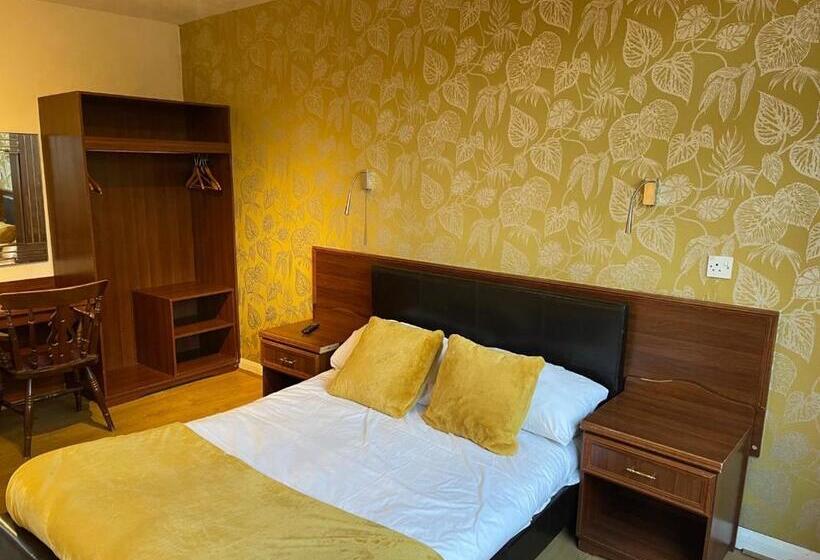 West Park Hotel Chalets