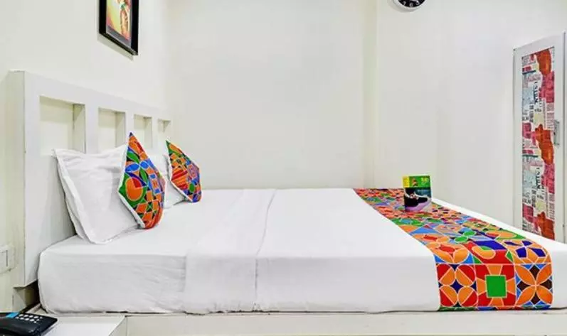 ホテル Fab Colors Apartment