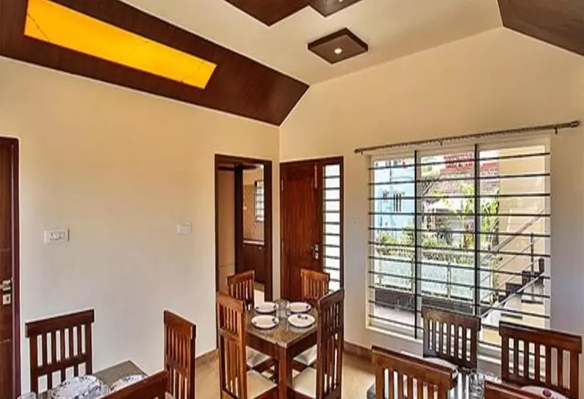 هتل G Silver Srj Thaneesh Residency