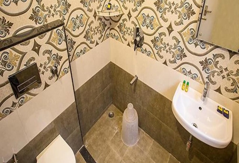 Hôtel G Silver Srj Thaneesh Residency