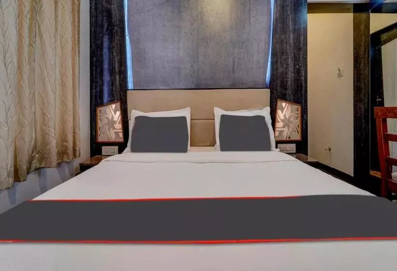 هتل G Silver Srj Thaneesh Residency