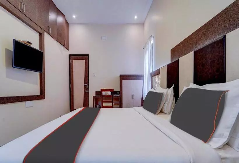 هتل G Silver Srj Thaneesh Residency