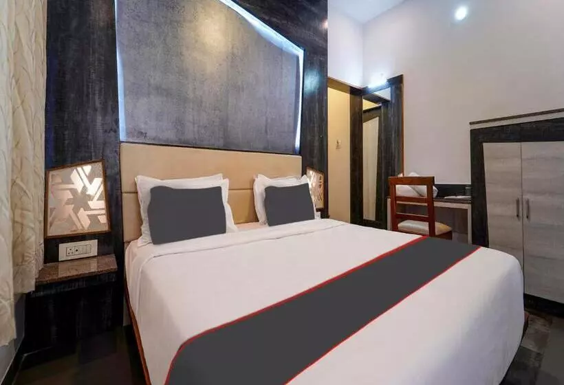 هتل G Silver Srj Thaneesh Residency