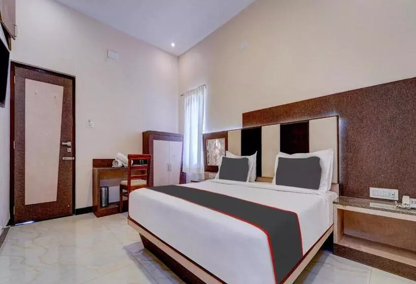 هتل G Silver Srj Thaneesh Residency