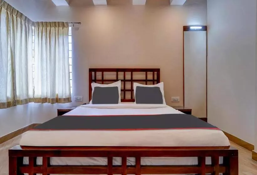 هتل G Silver Srj Thaneesh Residency