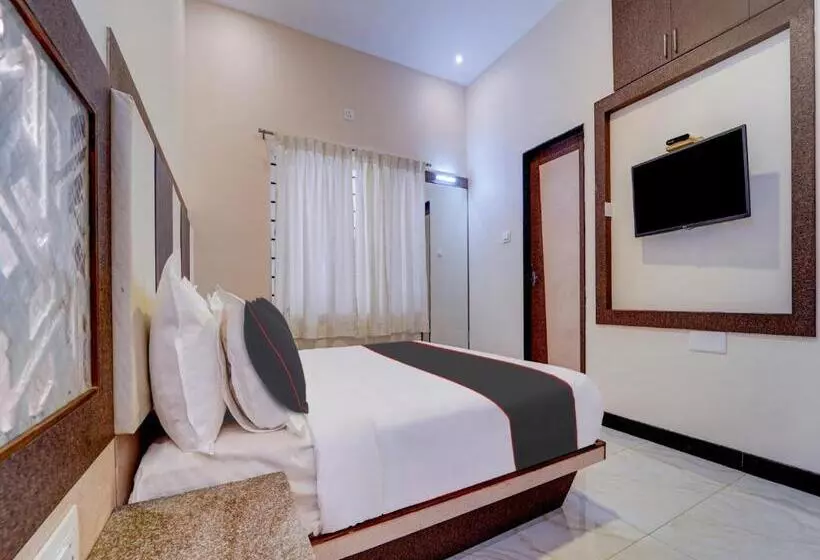 هتل G Silver Srj Thaneesh Residency