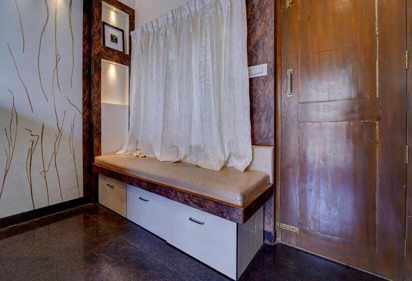 Hôtel G Silver Srj Thaneesh Residency