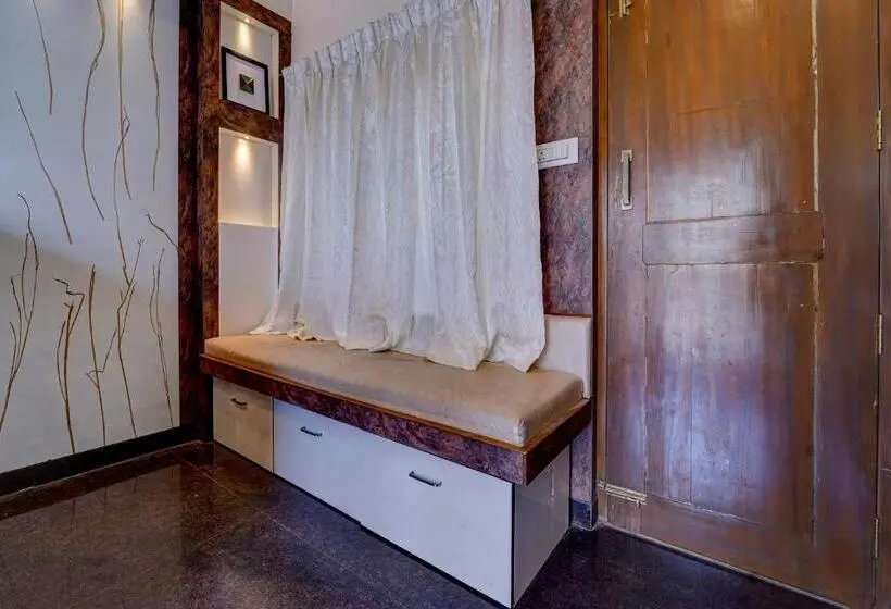 هتل G Silver Srj Thaneesh Residency