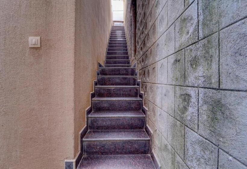 Hôtel G Silver Srj Thaneesh Residency