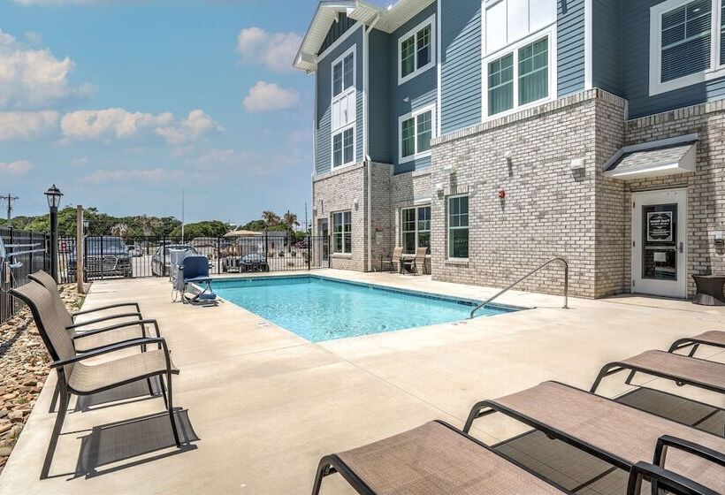 호텔 Lighthouse Suites   Best Western Signature Collection