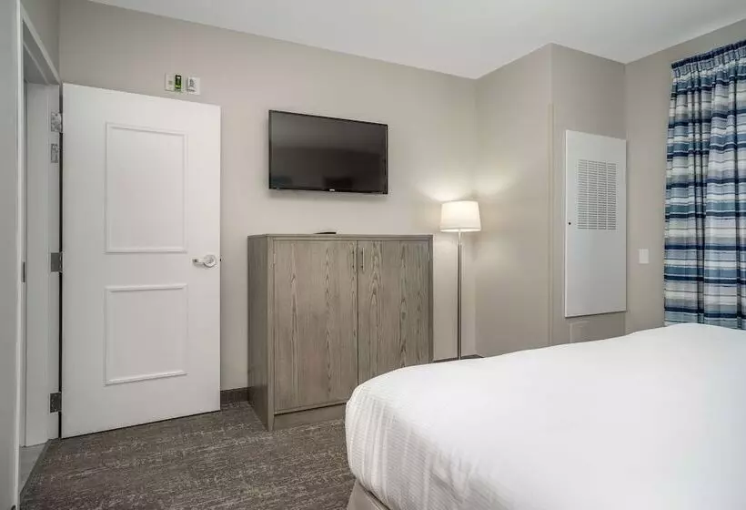 Hotelli Lighthouse Suites   Best Western Signature Collection