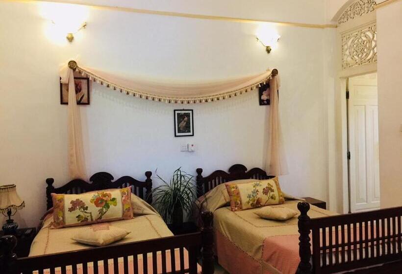 فندق Manor House Kandy