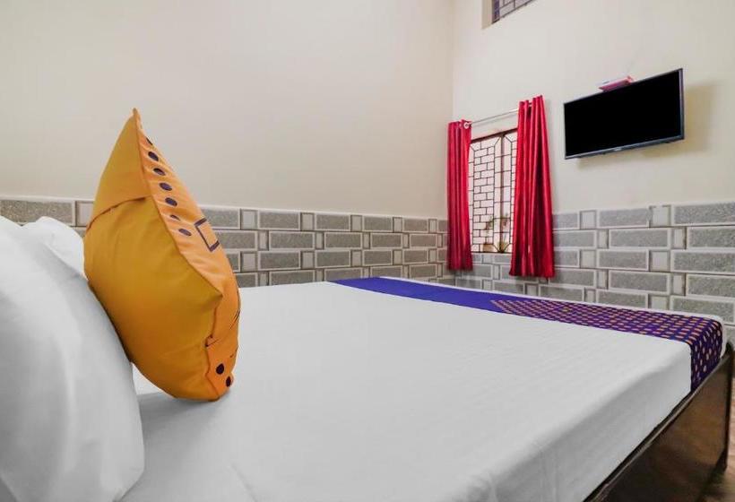 호텔 Spot On 76426 R N Residency