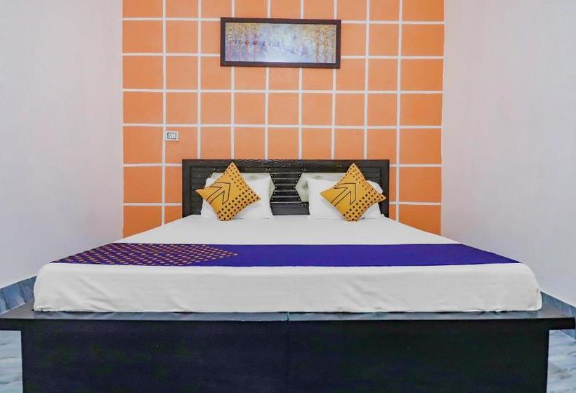 호텔 Spot On 76426 R N Residency