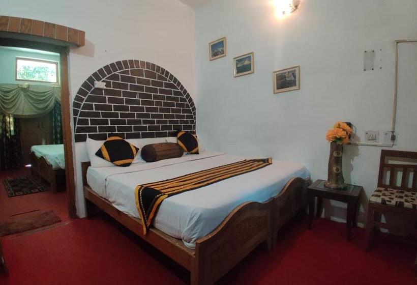 酒店 The Satkhol Retreat