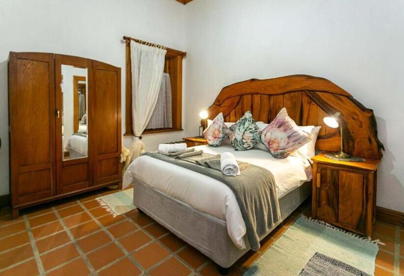 פנסיון Ravenscliff Manor