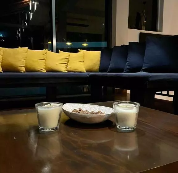 Aamiaismajoitus (B&B) Bellaxy Ceylon