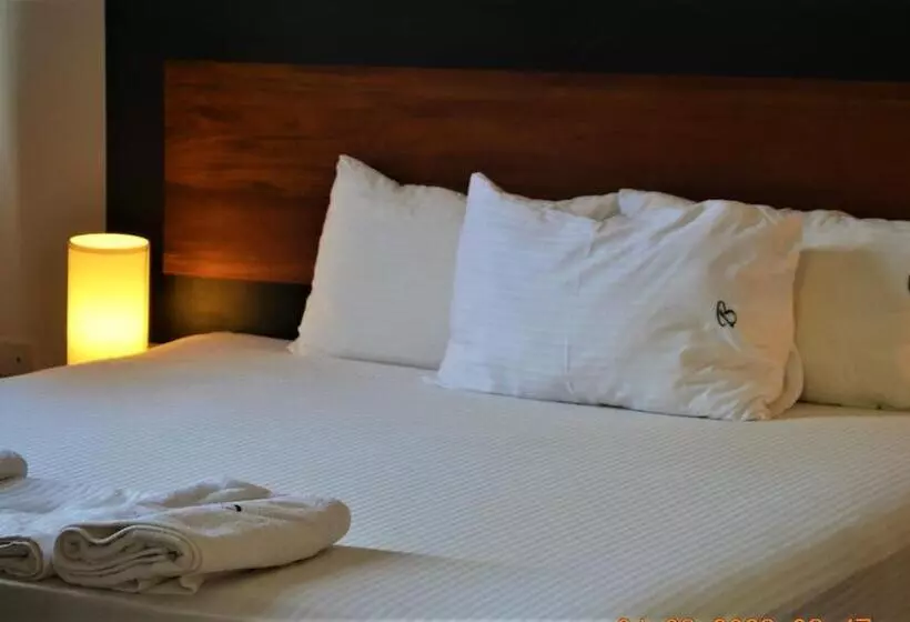 Aamiaismajoitus (B&B) Bellaxy Ceylon