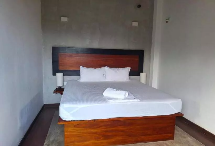 Aamiaismajoitus (B&B) Bellaxy Ceylon