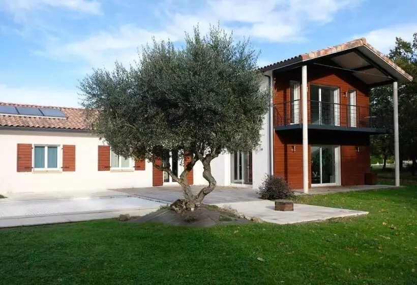 Aamiaismajoitus (B&B) La Planette