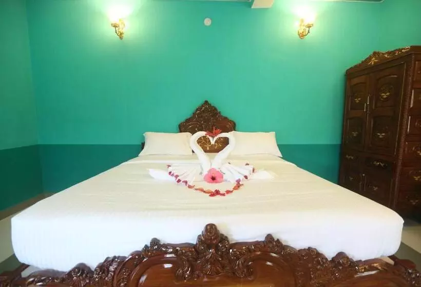 Hillfort Hotels & Resorts Yelagiri