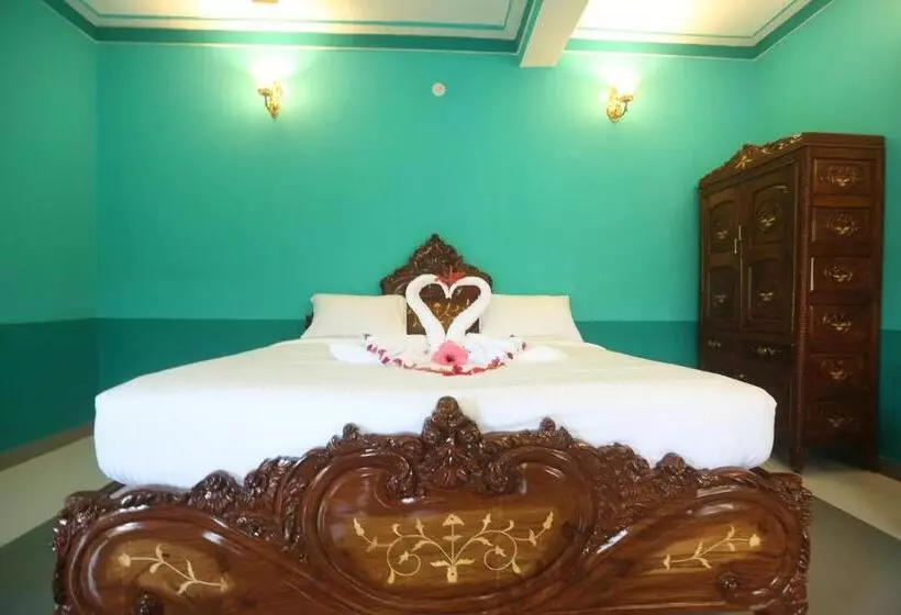 Hillfort Hotels & Resorts Yelagiri