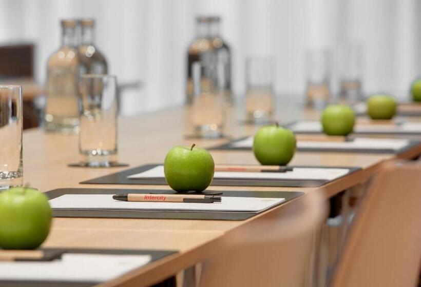 Intercityhotel Wiesbaden