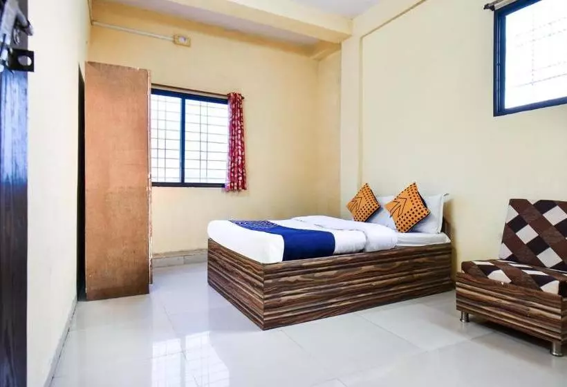 Hotelli Spot On 77552  Shravani