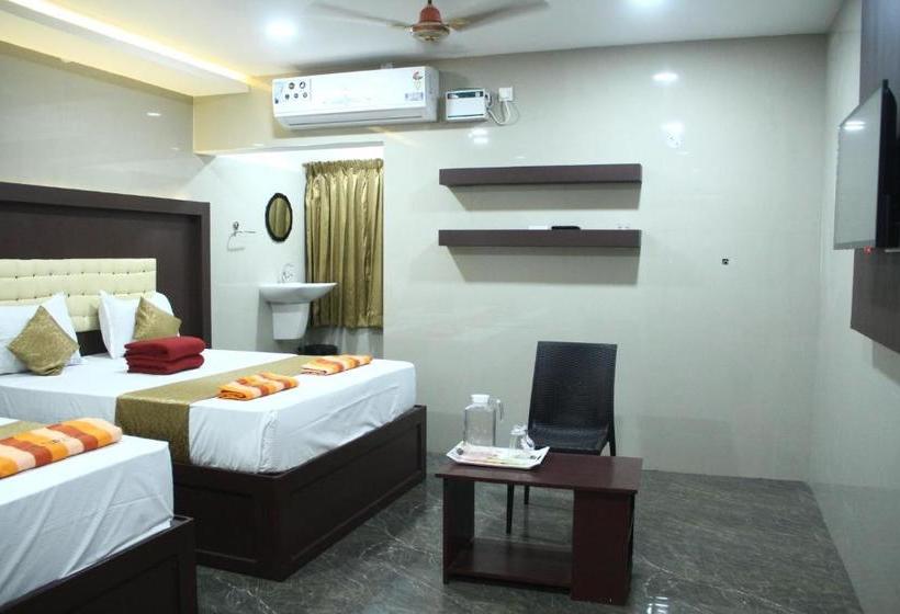 בית מלון כפרי Temple Tower