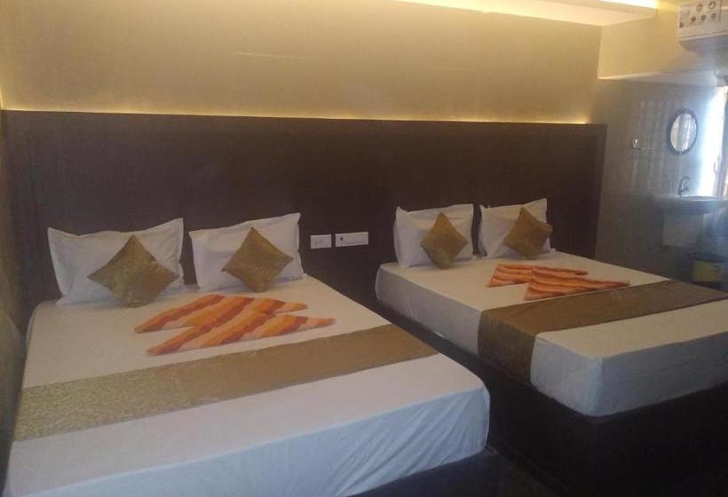 בית מלון כפרי Temple Tower