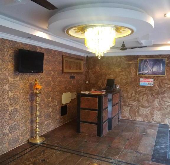 בית מלון כפרי Temple Tower