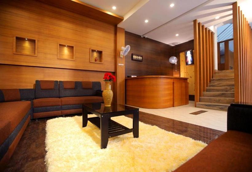 فندق The Patio Thekkady