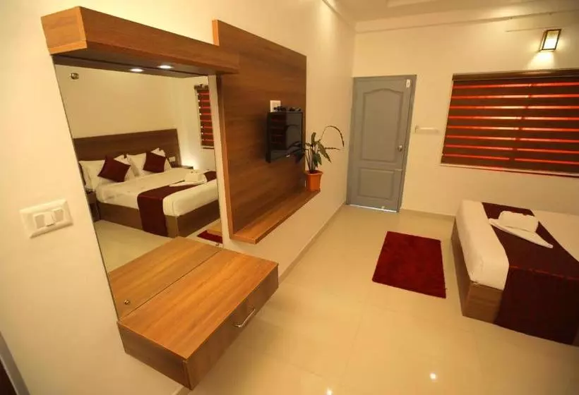 ホテル The Patio Thekkady