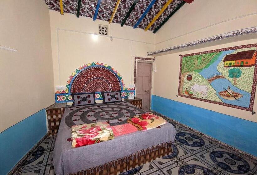 فندق White Land Village Stay