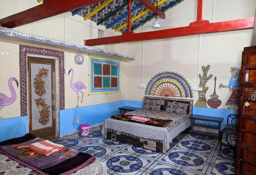 فندق White Land Village Stay