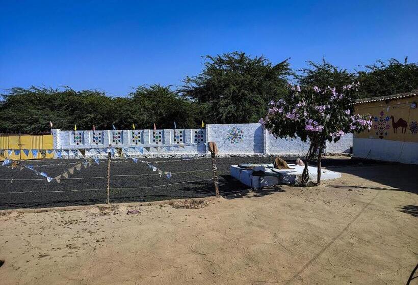 فندق White Land Village Stay