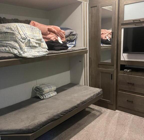 Мотель Firehouse Inn