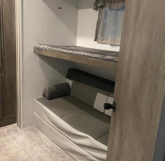 Мотель Firehouse Inn