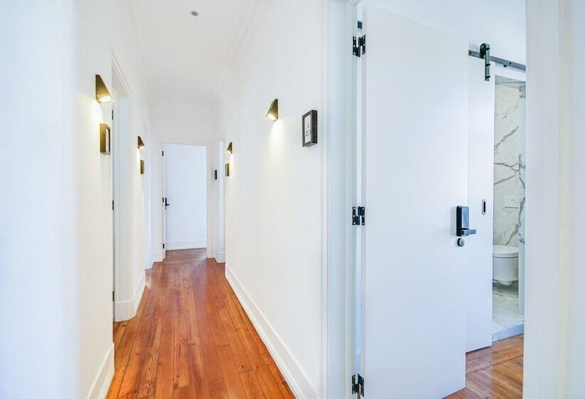 Pensione Alvalade Palace