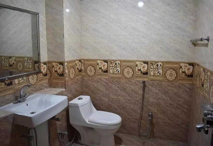 پانسیون Demetro Guest House