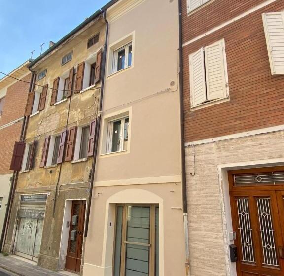 مبيت وإفطار Affittacamere Ventisettembre