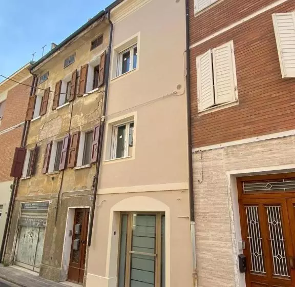 ベッドアンドブレックファースト Affittacamere Ventisettembre